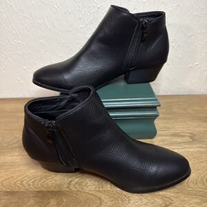 Salon Studio Women's Shoes Ankle Boot Side Zipper Color Black Size 7.5W E8N